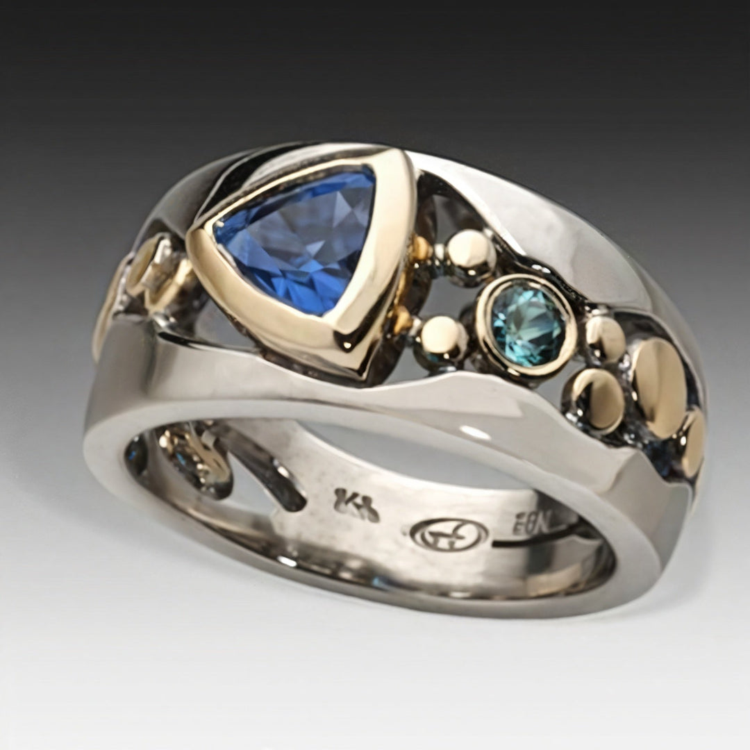 Bella™ - Vintage Blue Crystal Ring